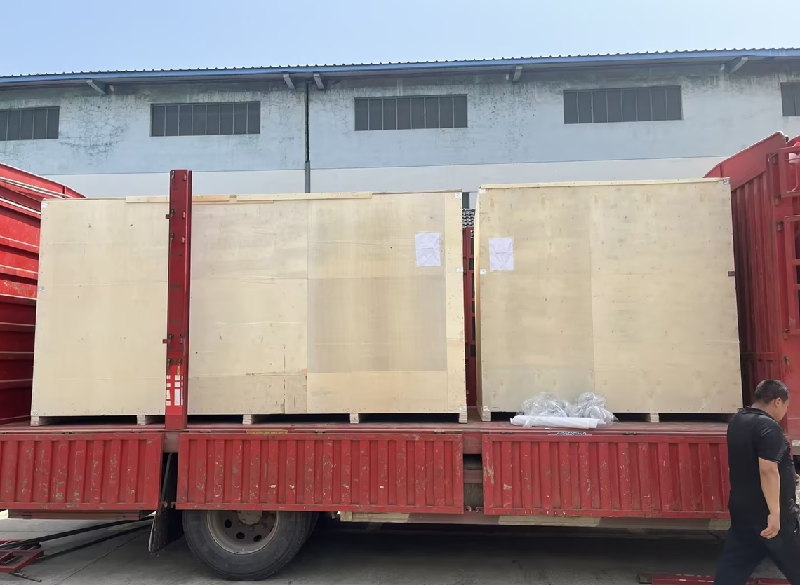 Qingben Environmental Technology exporteert schroefpers- en doseerapparatuur naar Italië